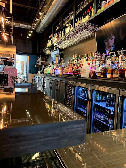 Smoky’s Cigar Bar & Bistro